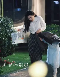 婚色已晚:爱与谎言交织,一段禁忌之恋的残酷真相